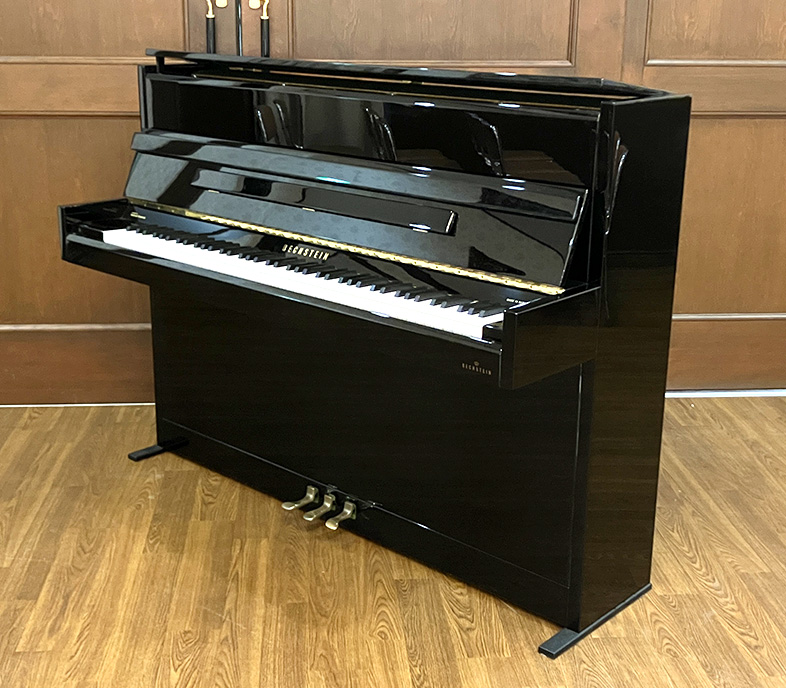ベヒシュタイン B112 Modern