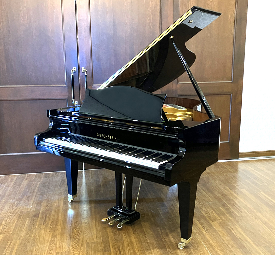 ベヒシュタイン M-180（Bechstein M-180）