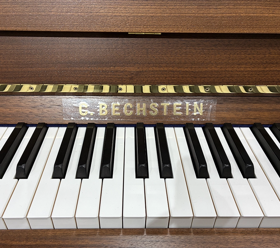 ベヒシュタイン R4 Classic(Bechstein R4 Classic)