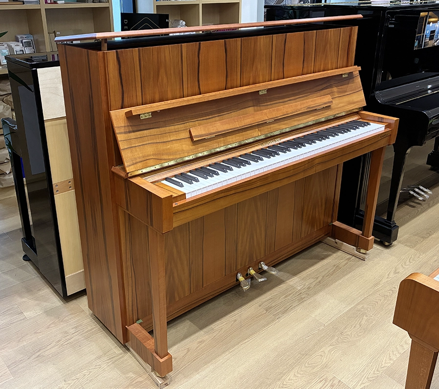 ホフマン T-122 Tradition（Hoffmann T-122 Tradition）
