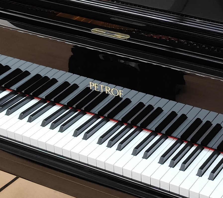 ペトロフ P-V(Petrof P-V)