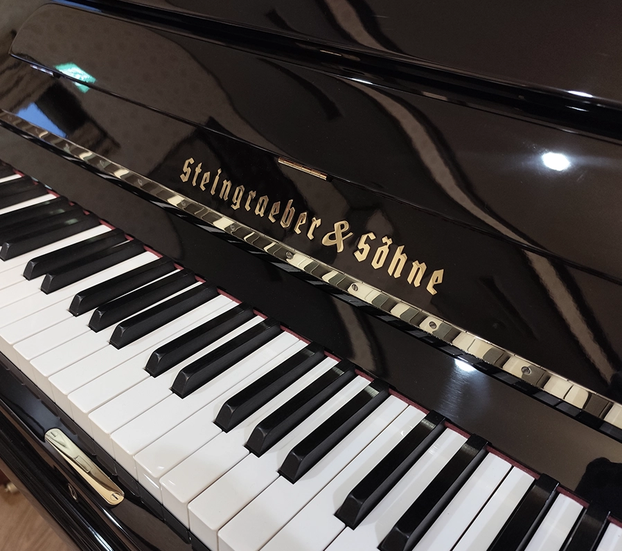 シュタイングレーバー 130（Steingraeber 130）