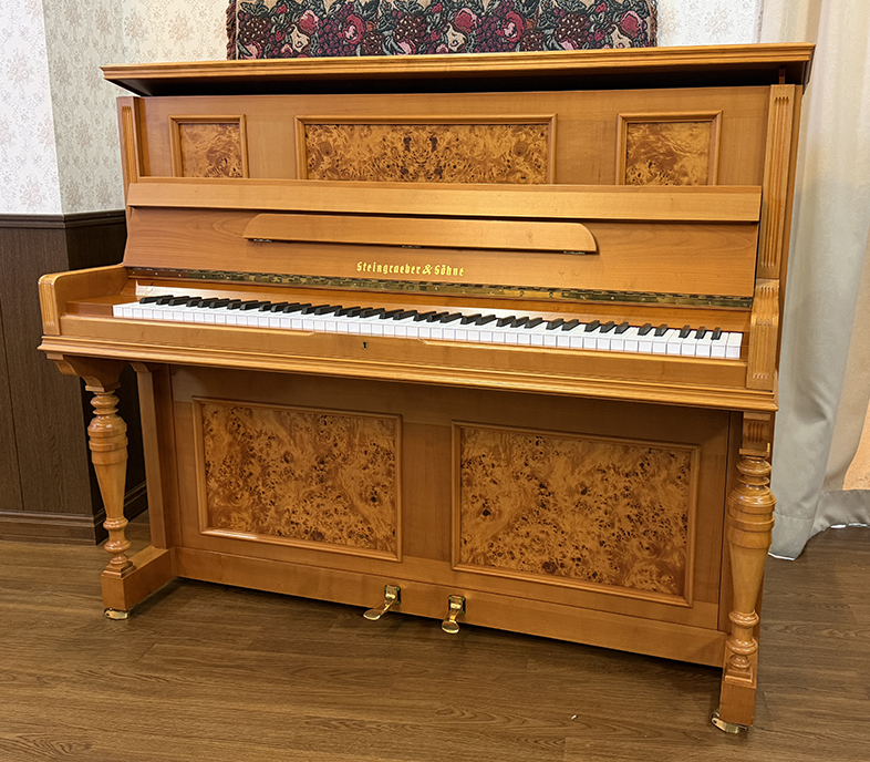 シュタイングレーバー122 B バロック