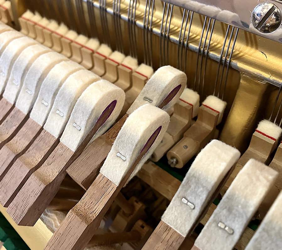 スタインウェイ F-104（Steinway＆Sons F-104）