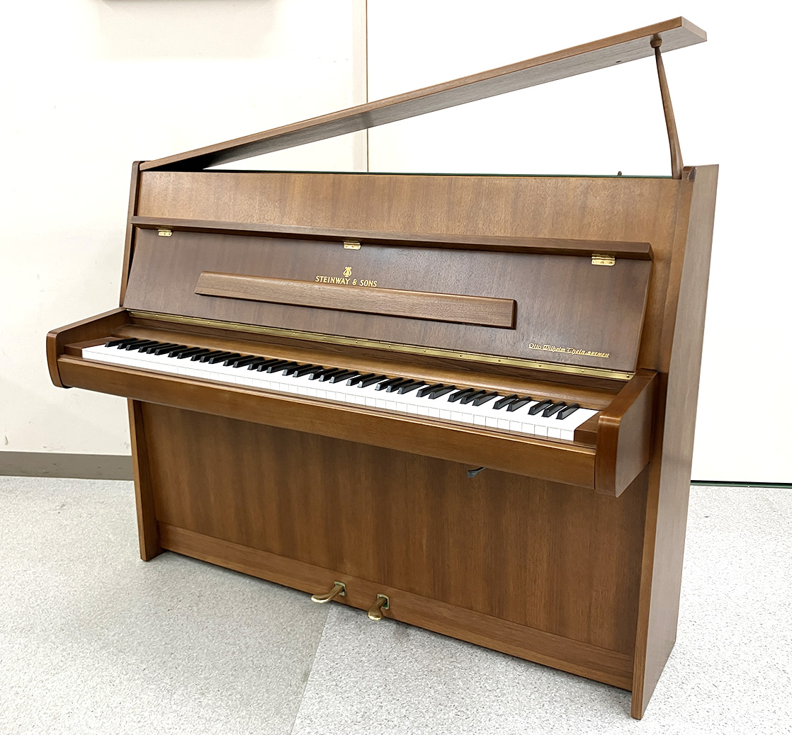 スタインウェイ Z-114（Steinway＆Sons Z-114）