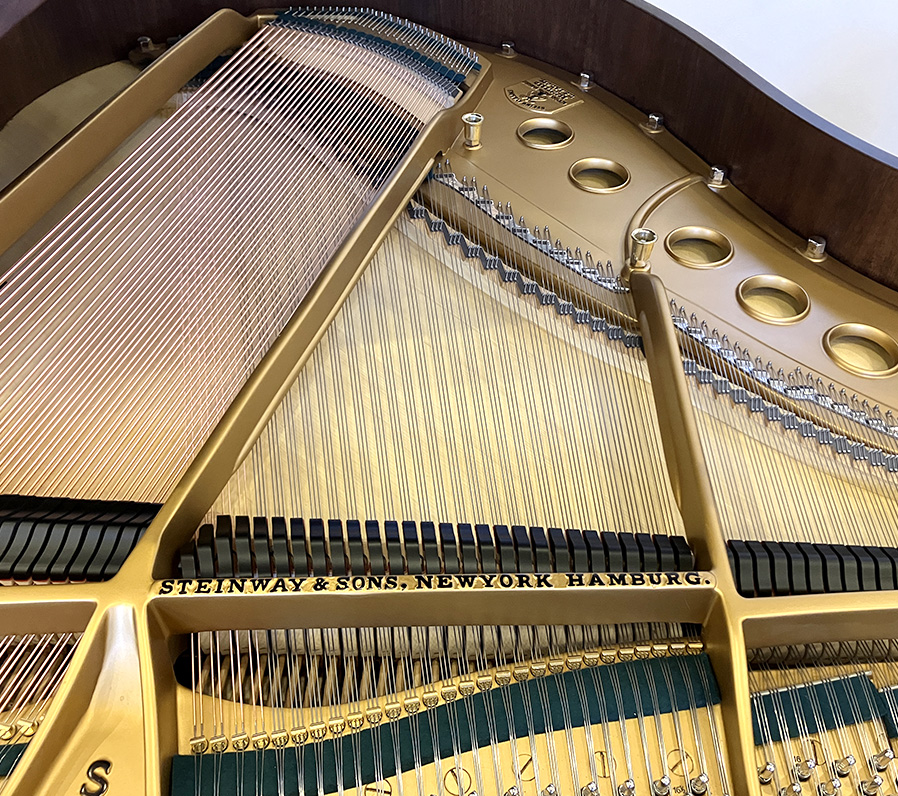 スタインウェイ S-155 チッペンデール（Steinway＆Sons S-155CHP）